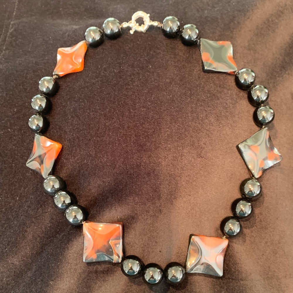 Black and burnt-orange beaded chunky necklace, 20"